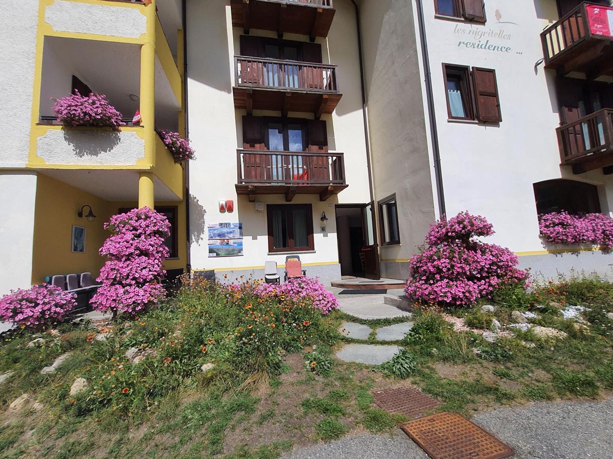Residence Les Nigritelles Cogne Exterior foto